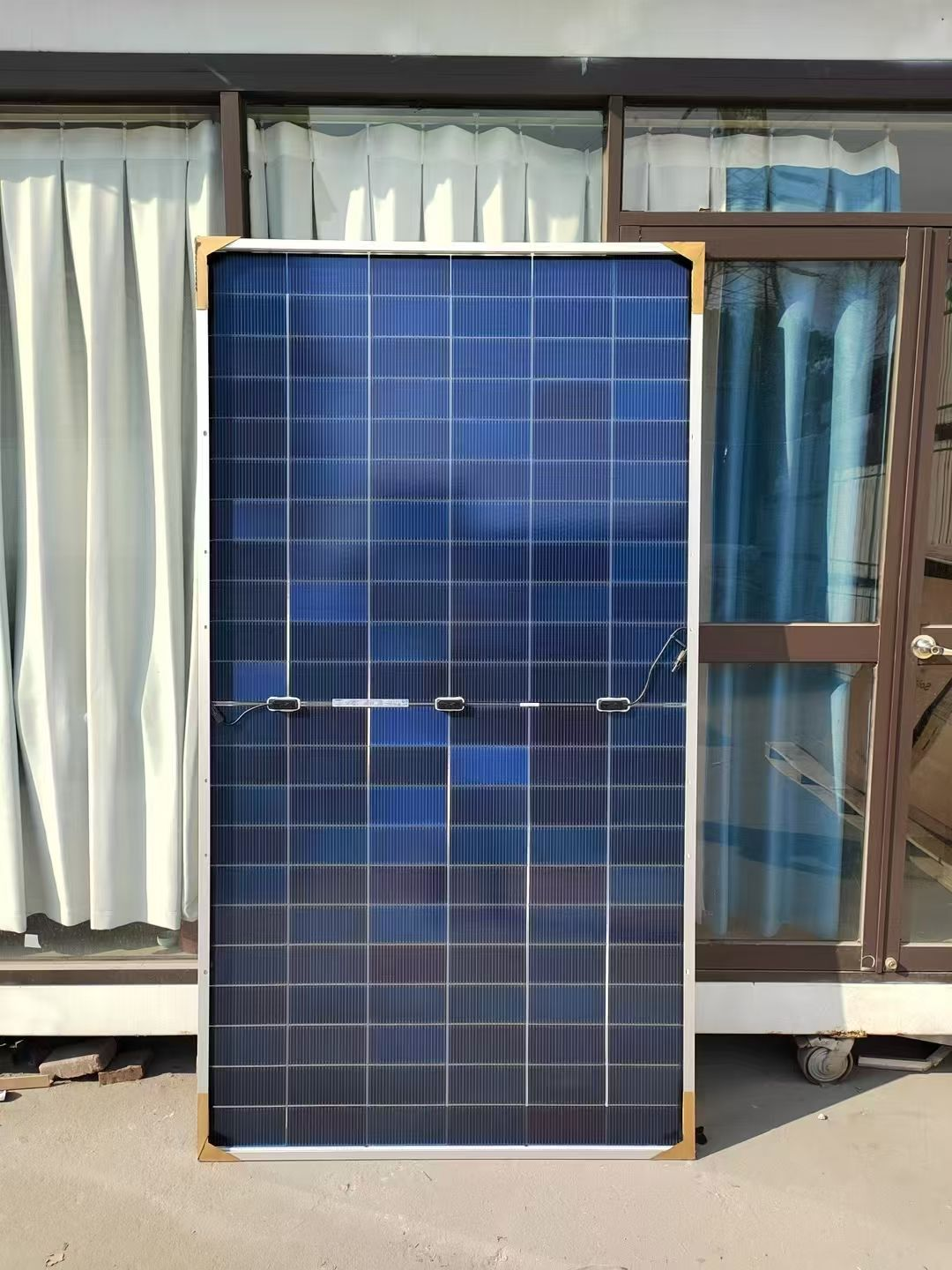 Off Grid Hybrid Solar Energy Storage System 20KW 30KW 40KW Hot-selling 30 kw Hybrid for Home Use With EU Certification